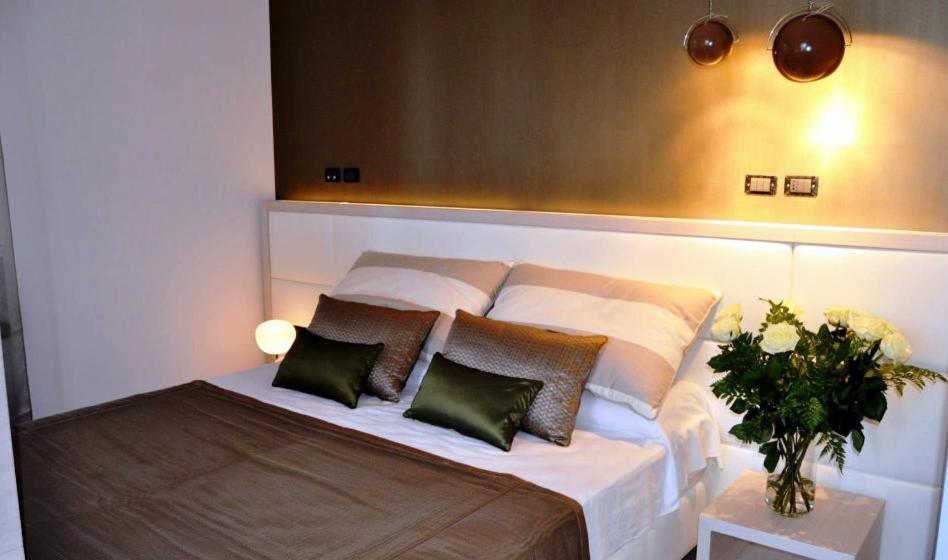 Hotel Palazzo Fortunato Сант'Агата-ди-Милите Номер фото